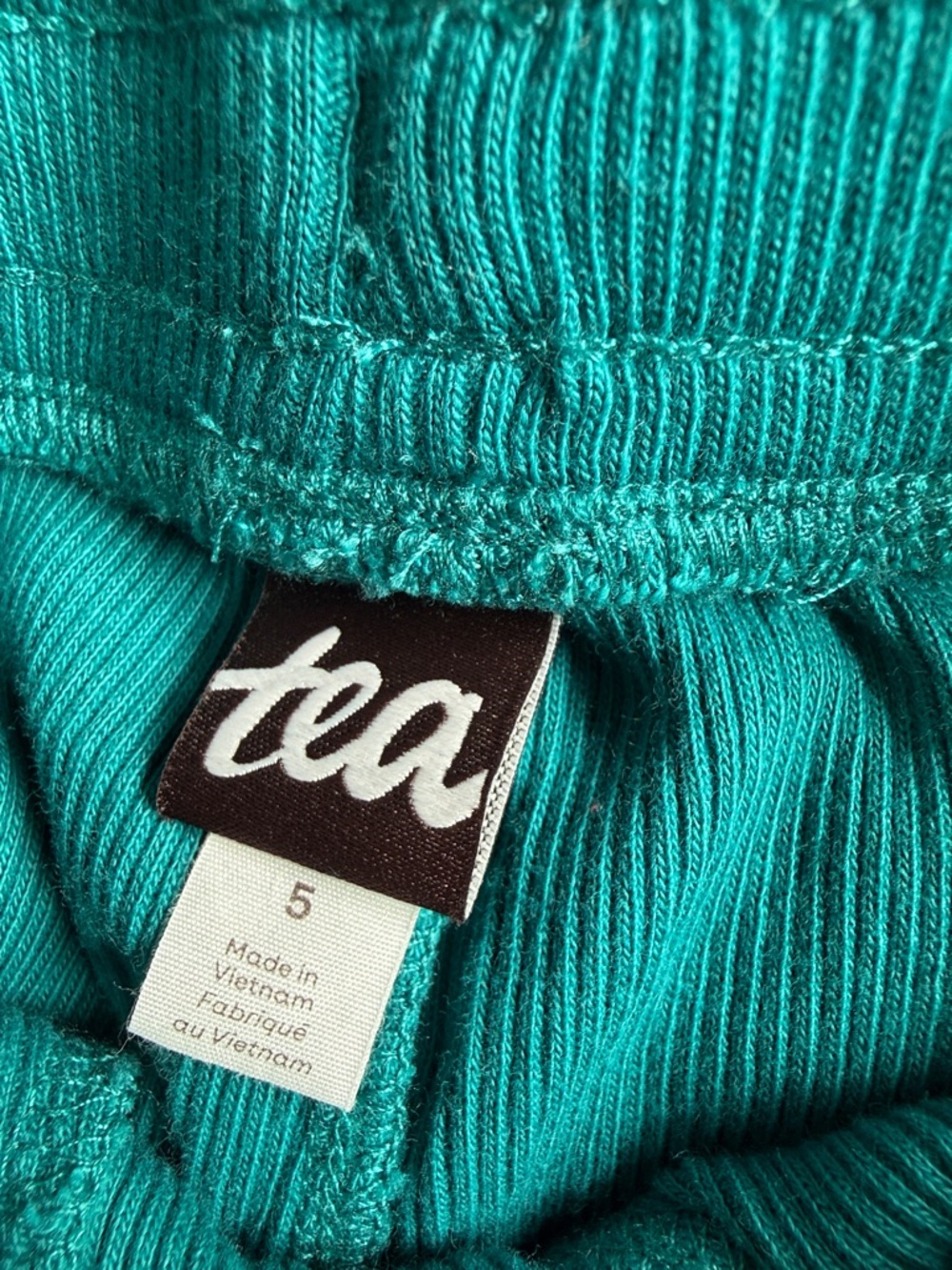 🩵 Tea Collection Teal Ribbed Lounge Shorts with White Trim - Size 5 - Picture 2 of 5